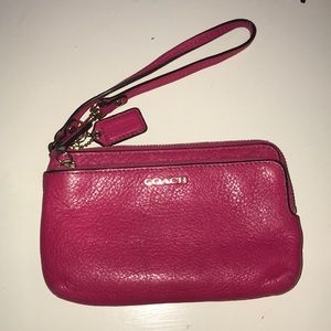 Coach Wristlet Pink